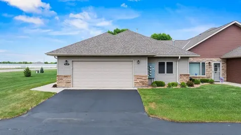 1626 Thunderbird Road Marshall MN 56258