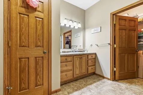 1626 Thunderbird Road Marshall MN 56258