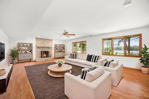 3542 Mississippi Drive NW Coon Rapids MN 55433