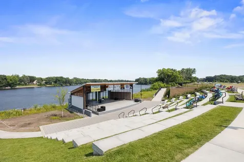 3542 Mississippi Drive NW Coon Rapids MN 55433