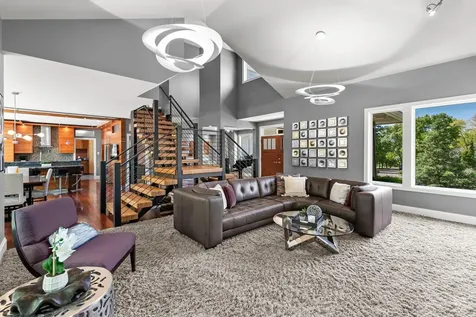 9200 Hearthstead Lane Eden Prairie MN 55347