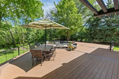 9200 Hearthstead Lane Eden Prairie MN 55347