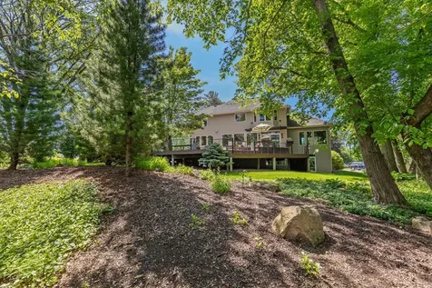 9200 Hearthstead Lane Eden Prairie MN 55347