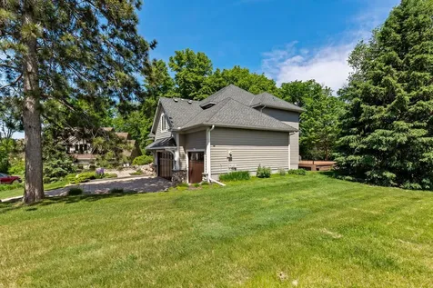 9200 Hearthstead Lane Eden Prairie MN 55347
