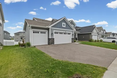 2777 Downing Avenue Shakopee MN 55379