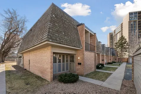 6433 Barrie Road Edina MN 55435