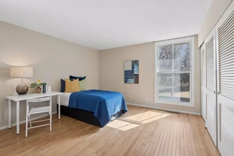 6433 Barrie Road Edina MN 55435