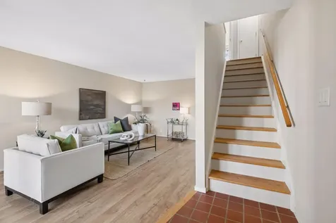 6433 Barrie Road Edina MN 55435