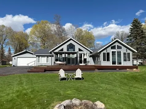 16582 329th Avenue Isle MN 56342
