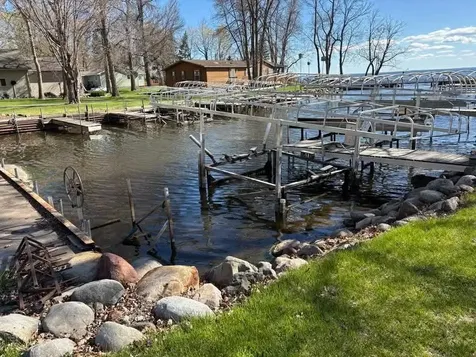 16582 329th Avenue Isle MN 56342