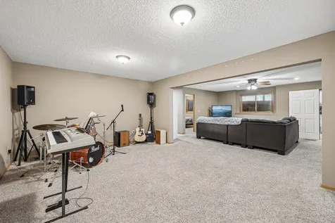 3244 140th Avenue NW Andover MN 55304