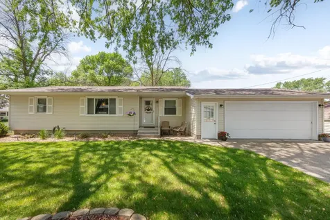 349 Woodland Drive Owatonna MN 55060
