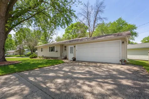 349 Woodland Drive Owatonna MN 55060
