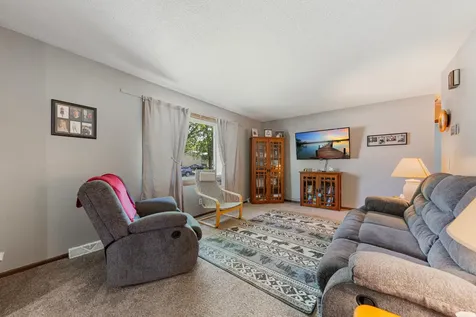 349 Woodland Drive Owatonna MN 55060