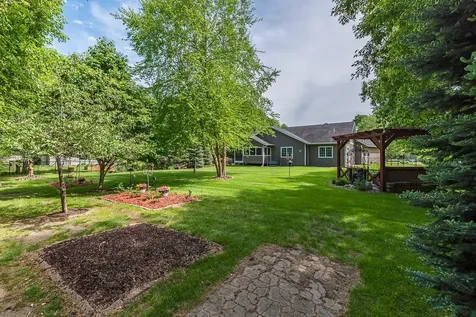 6064 Fairfax Road Baxter MN 56425