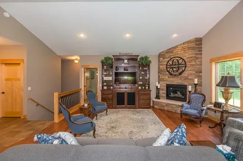 6064 Fairfax Road Baxter MN 56425