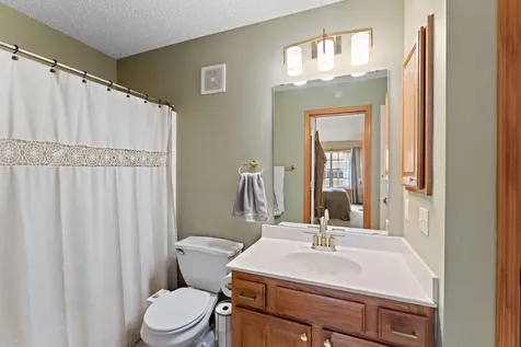 1610 Woodlynn Avenue Maplewood MN 55109