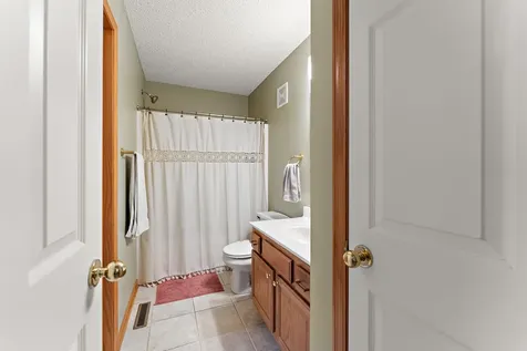 1610 Woodlynn Avenue Maplewood MN 55109