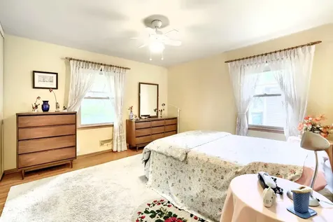 8725 5th Avenue S Bloomington MN 55420