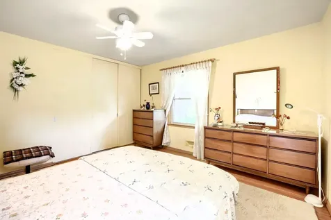8725 5th Avenue S Bloomington MN 55420