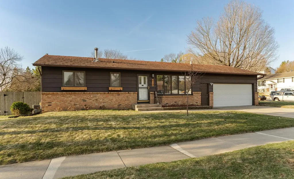 424 31st Street NW Rochester MN 55901