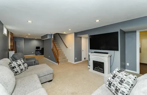 424 31st Street NW Rochester MN 55901