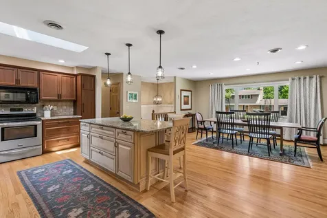 11304 19th Avenue S Burnsville MN 55337