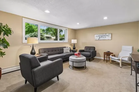 11304 19th Avenue S Burnsville MN 55337