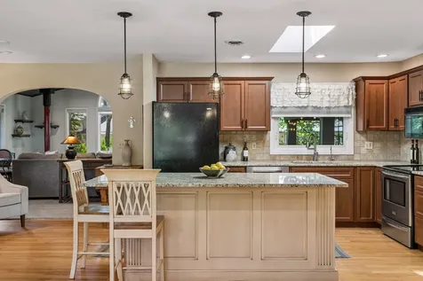 11304 19th Avenue S Burnsville MN 55337