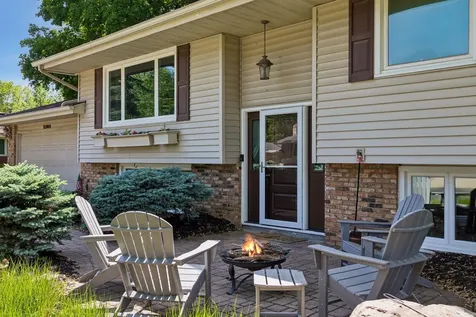 11304 19th Avenue S Burnsville MN 55337