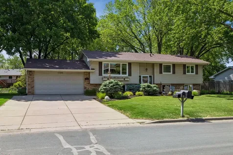 11304 19th Avenue S Burnsville MN 55337