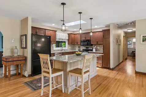 11304 19th Avenue S Burnsville MN 55337