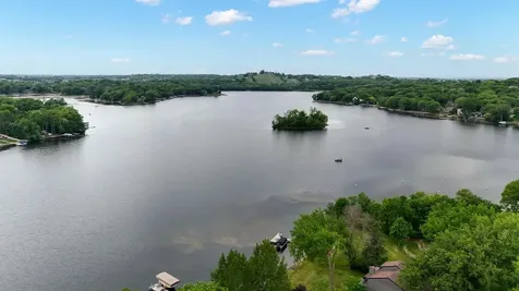 1303 Crystal Lake Road E Burnsville MN 55306
