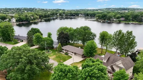 1303 Crystal Lake Road E Burnsville MN 55306