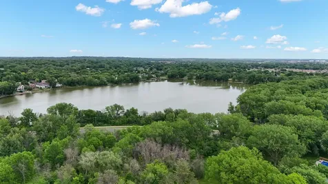 1303 Crystal Lake Road E Burnsville MN 55306