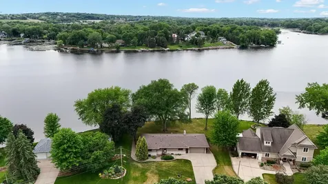 1303 Crystal Lake Road E Burnsville MN 55306