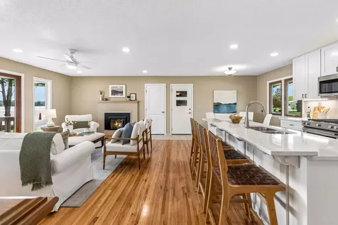 1303 Crystal Lake Road E Burnsville MN 55306