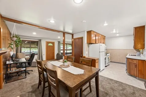 6102 Hampshire Avenue N Crystal MN 55428
