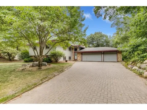 3203 Red Oak Circle S Burnsville MN 55337