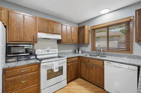 3203 Red Oak Circle S Burnsville MN 55337
