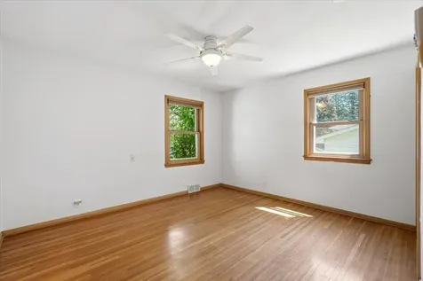 568 Shryer Avenue W Roseville MN 55113