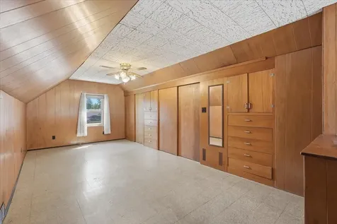 568 Shryer Avenue W Roseville MN 55113