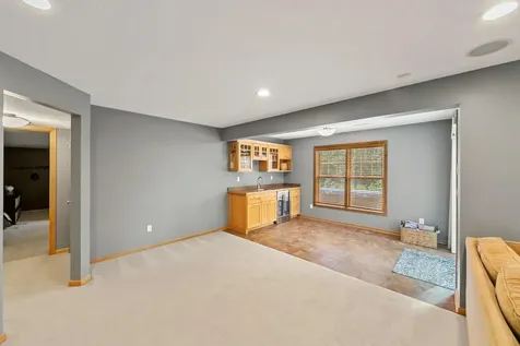 2297 Fieldstone Curve Woodbury MN 55129