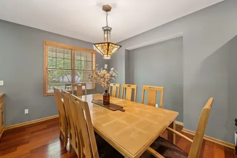 2297 Fieldstone Curve Woodbury MN 55129