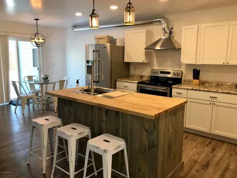 1311 Summit Avenue Detroit Lakes MN 56501