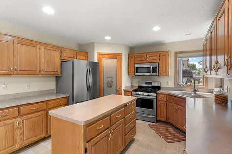 25854 18th Street W Zimmerman MN 55398