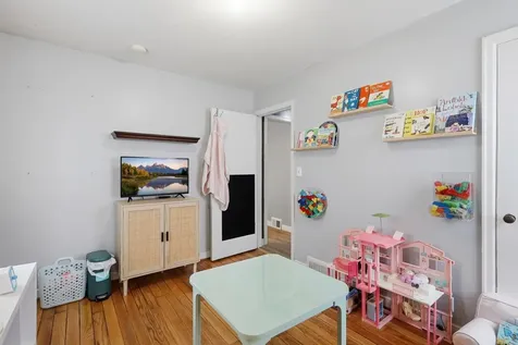 1102 Delaware Avenue West Saint Paul MN 55118