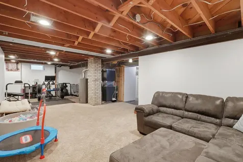 1102 Delaware Avenue West Saint Paul MN 55118