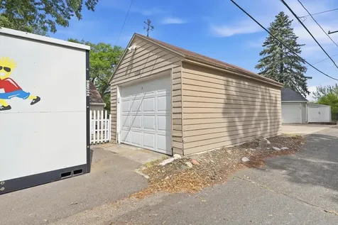 1102 Delaware Avenue West Saint Paul MN 55118