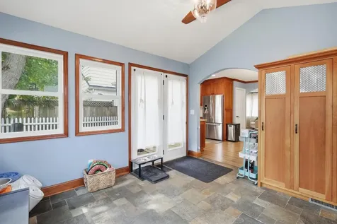 1102 Delaware Avenue West Saint Paul MN 55118